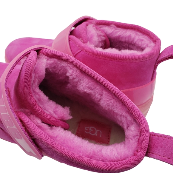 UGG Fuscia Pink Suede Round Toe Booties Slippers Size 9 - Picture 5 of 16